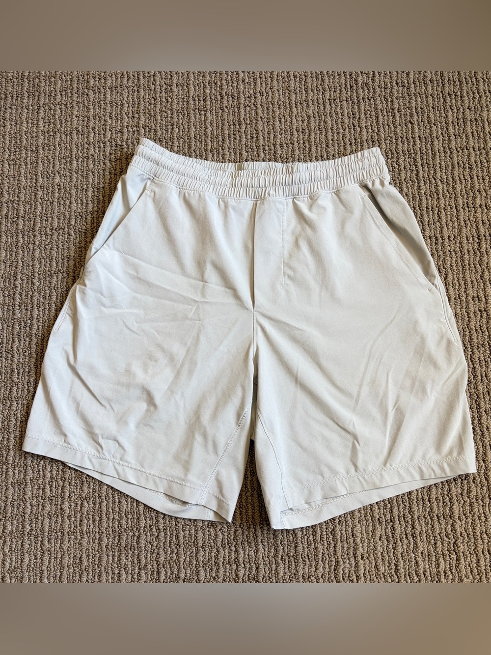 Men’s Lululemon Pacebreakers Shorts Gray